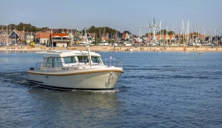 Grand Sturdy 40.0 Sedan for sale, Shepperton Marina