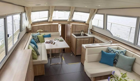 Grand Sturdy 45 AC, for sale, saloon