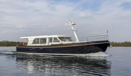 Grand Sturdy 500 Sedan Variodeck, for sale, yacht, Shepperton