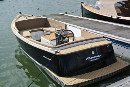 Boat Showrooms,  Enkhuizen 630 Tender