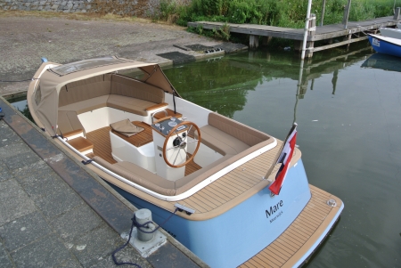 Boat Showrooms, UK Dealer for Enkhuizen 630