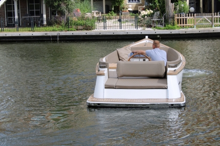 Boat Showrooms, UK Dealer for Enkhuizen 630 Lounge