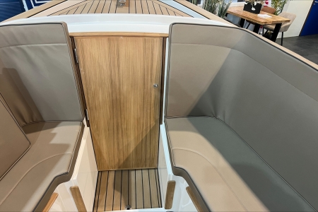 Boat Showrooms, UK Dealer for Enkhuizensloep , Enkhuizen 744 Tender Lounge, Interior