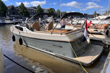Boat Showrooms, Enkhuizen 922 Cruiser