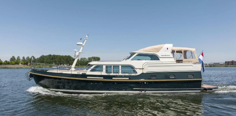 Linssen 550 AC Variotop model