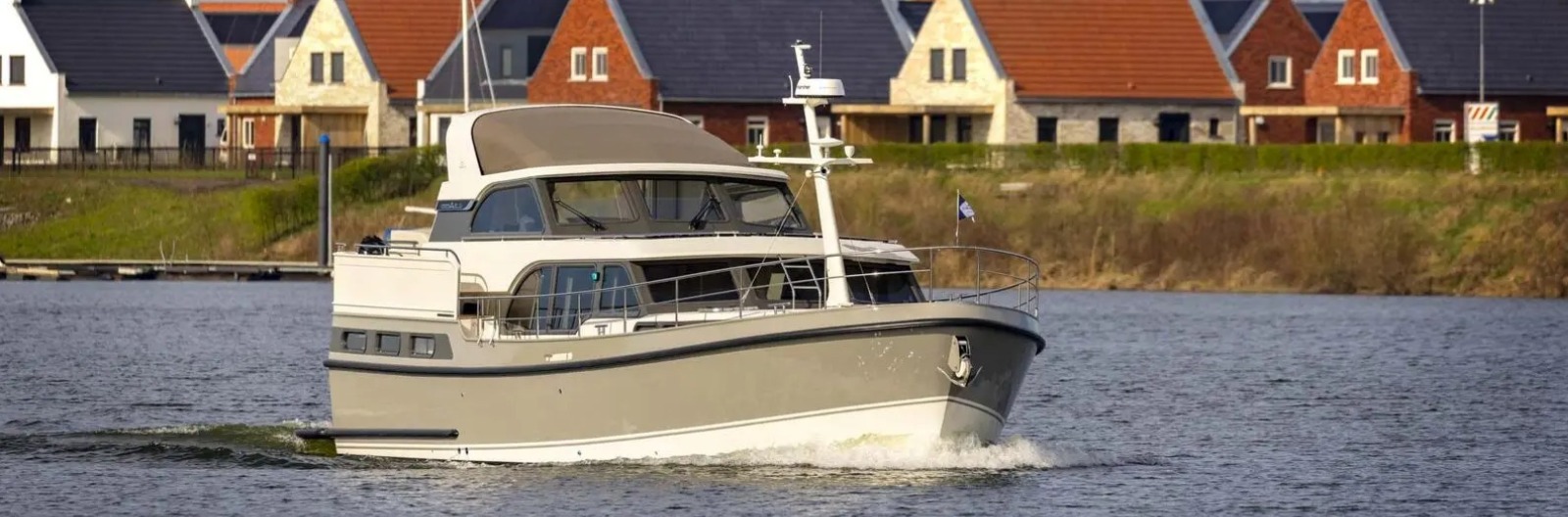 Linssen 50 SL AC Variotop® wheelhouse