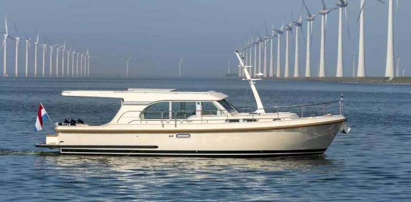 View Linssen model, GRAND STURDY 40.0 Sedan