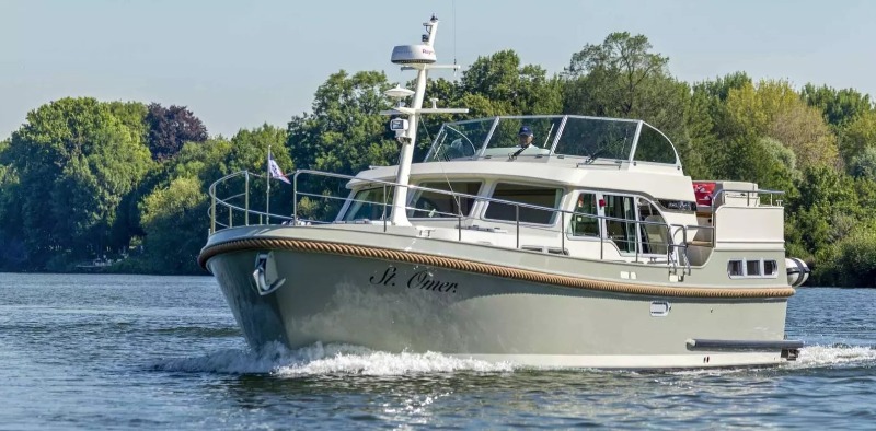 GRAND STURDY 40.0 AC, Linssen model